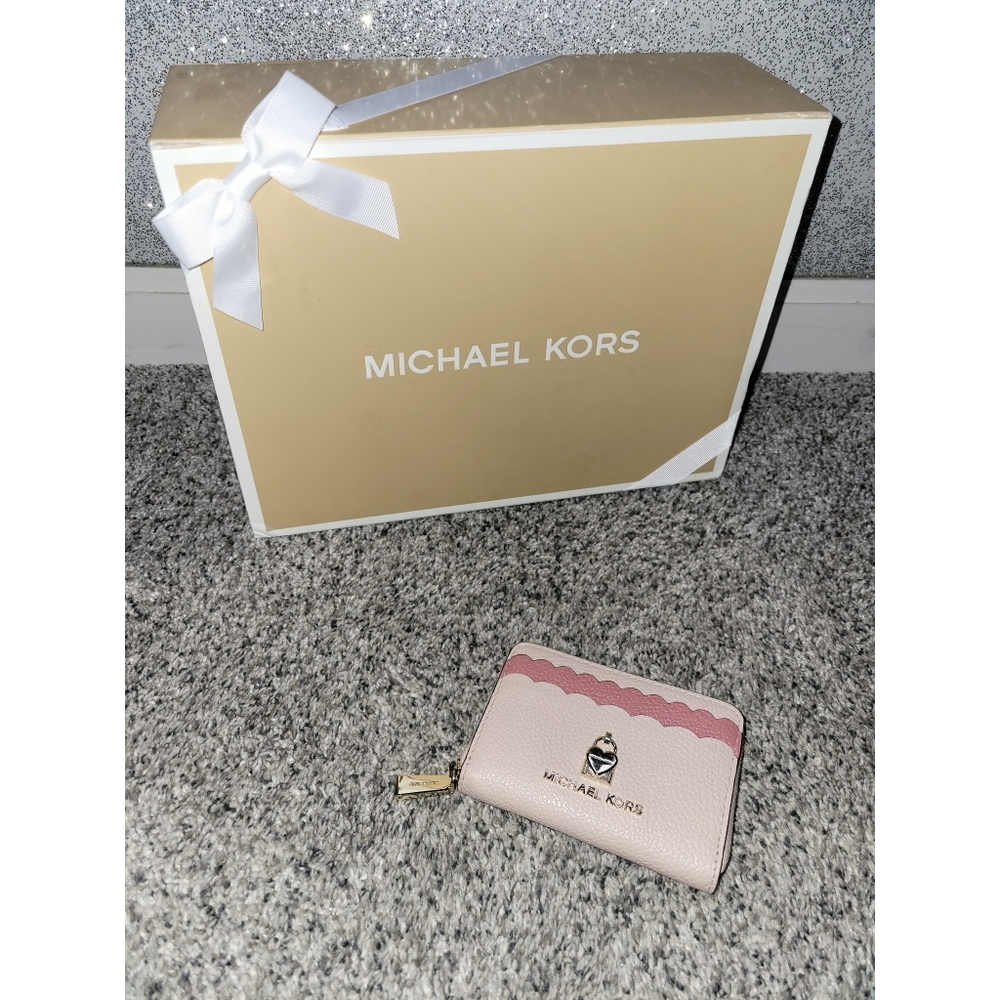 Michael Kors Scalloped Bi-Color Wallet